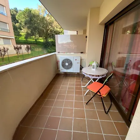 Sa Boadella Beach Apartment